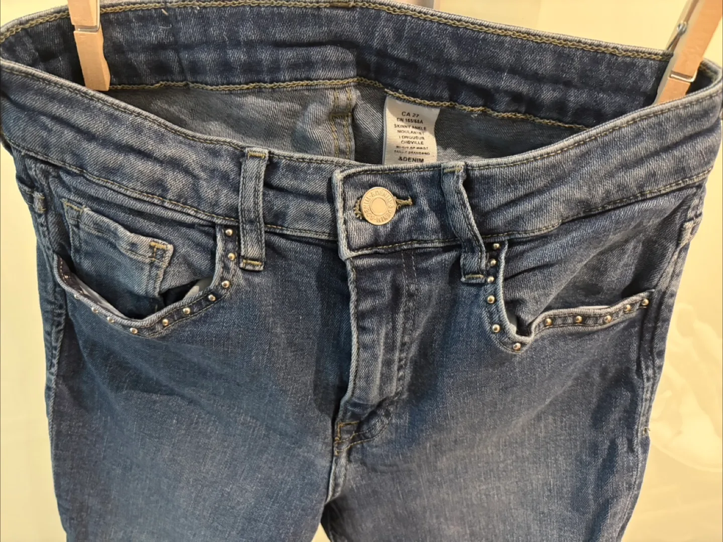 H&M Skinny Ankle Jeans, Size 26 thumbnail