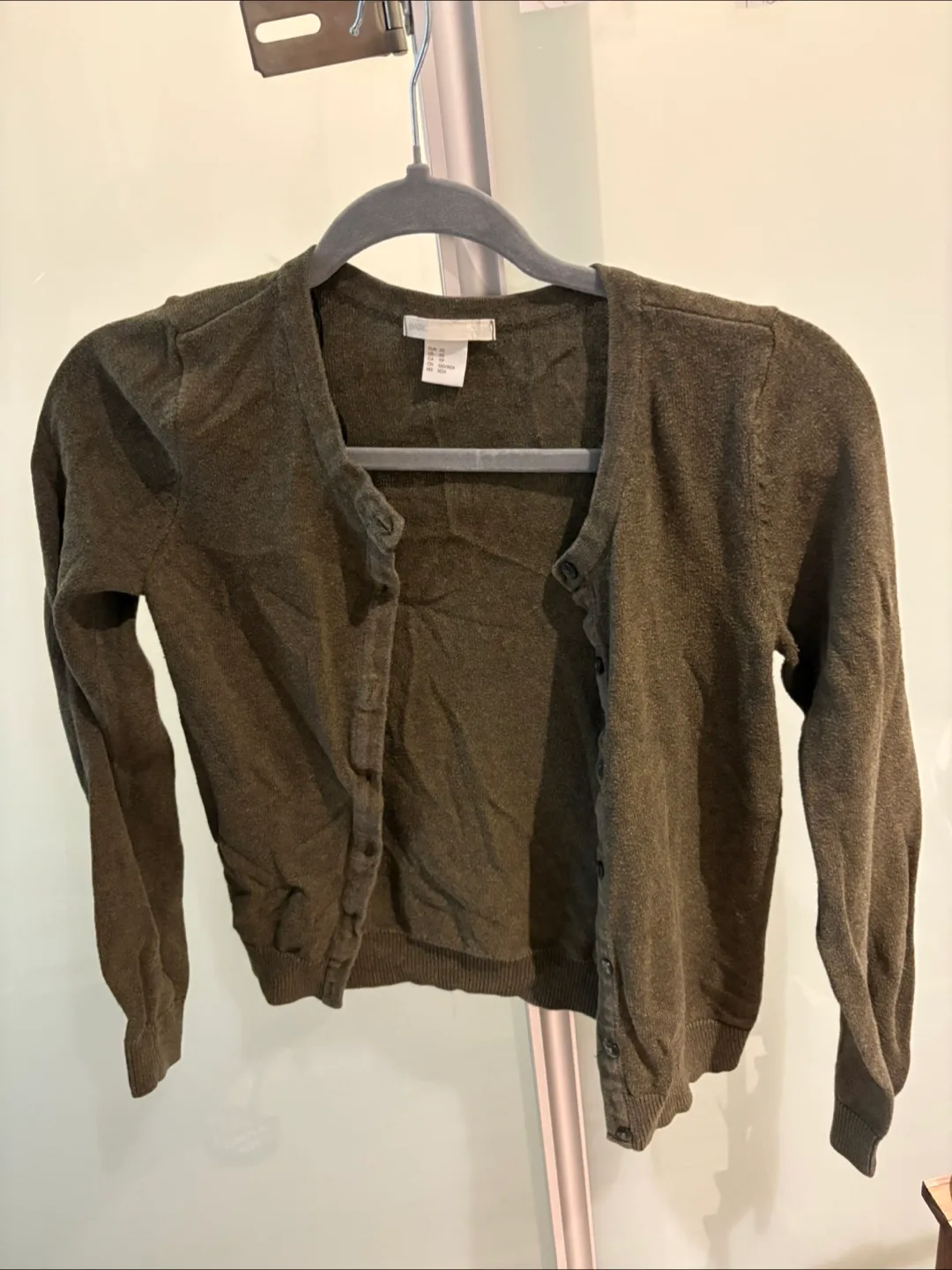 H&M Basic Olive Cardigan - XS thumbnail