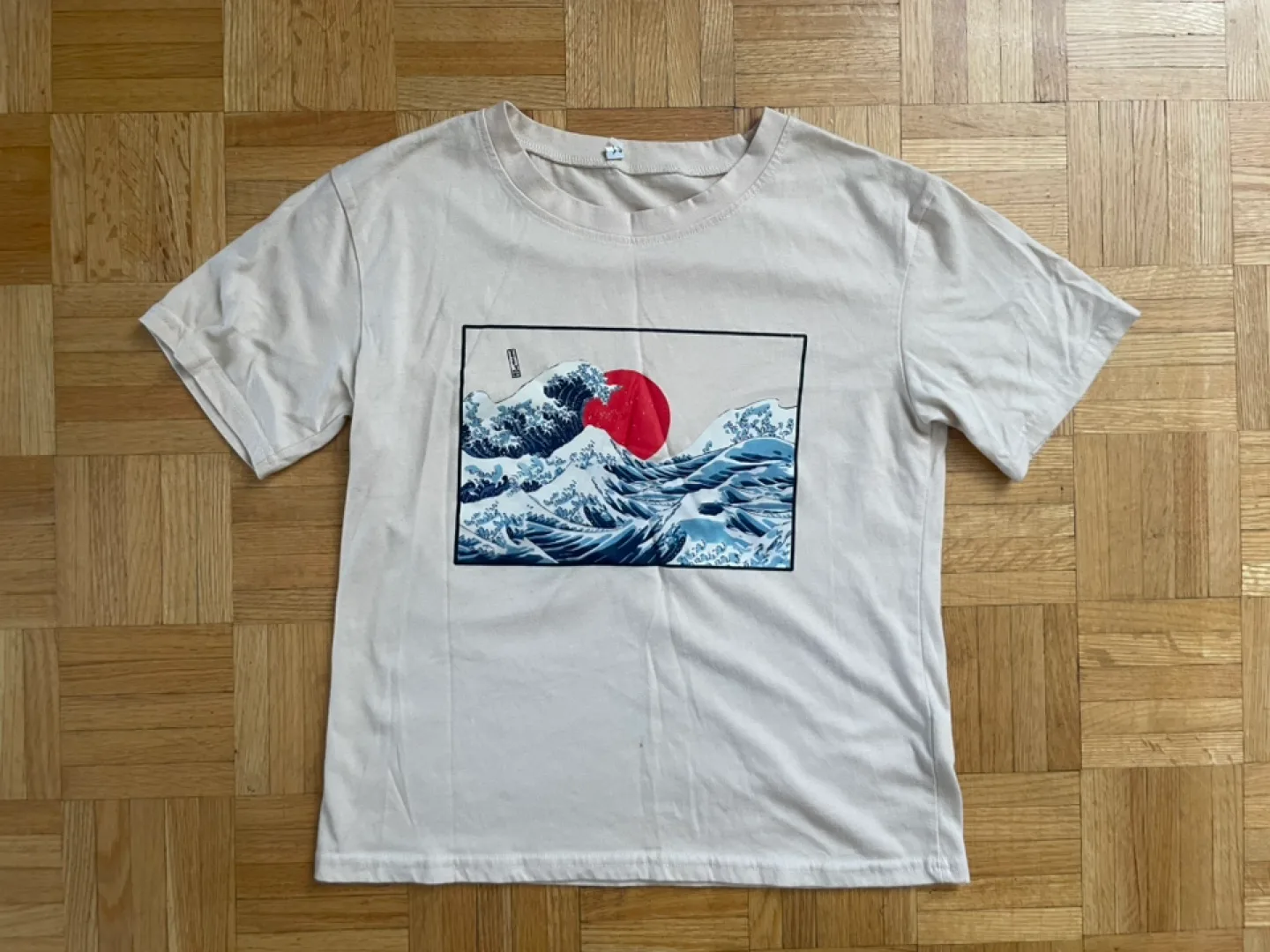 T-shirt with Japanese Wave Print thumbnail