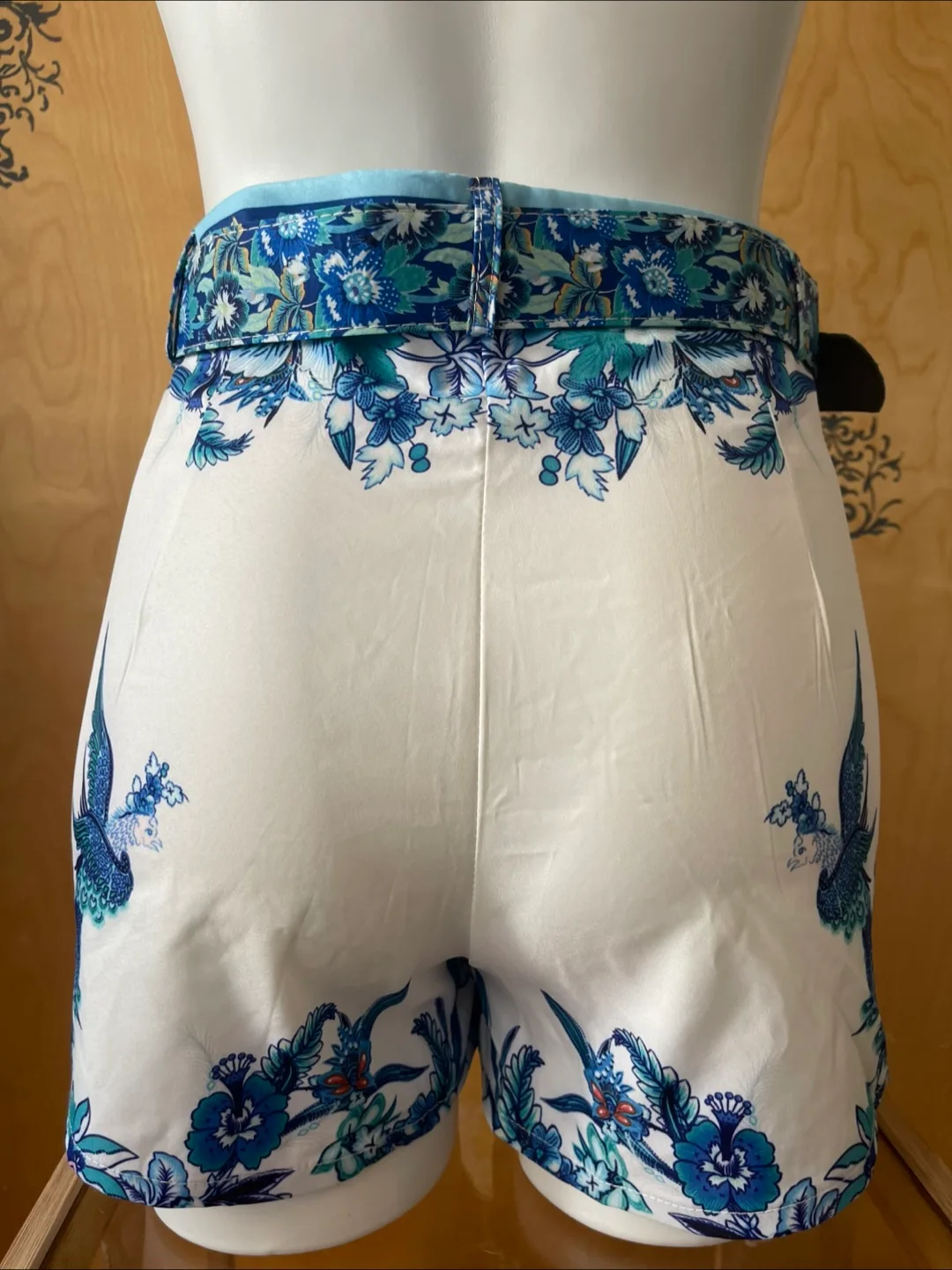 RARE Vintage 90s Set Peasant Blouse/Shorts image indicator(8)