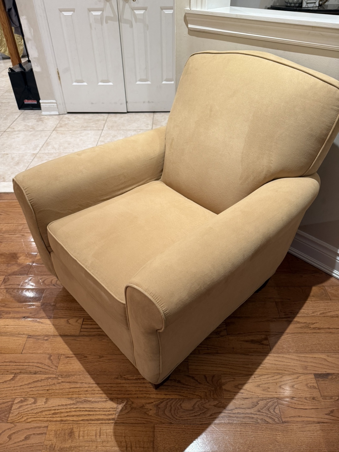 Beige Armchair🇨🇦 - photo 2