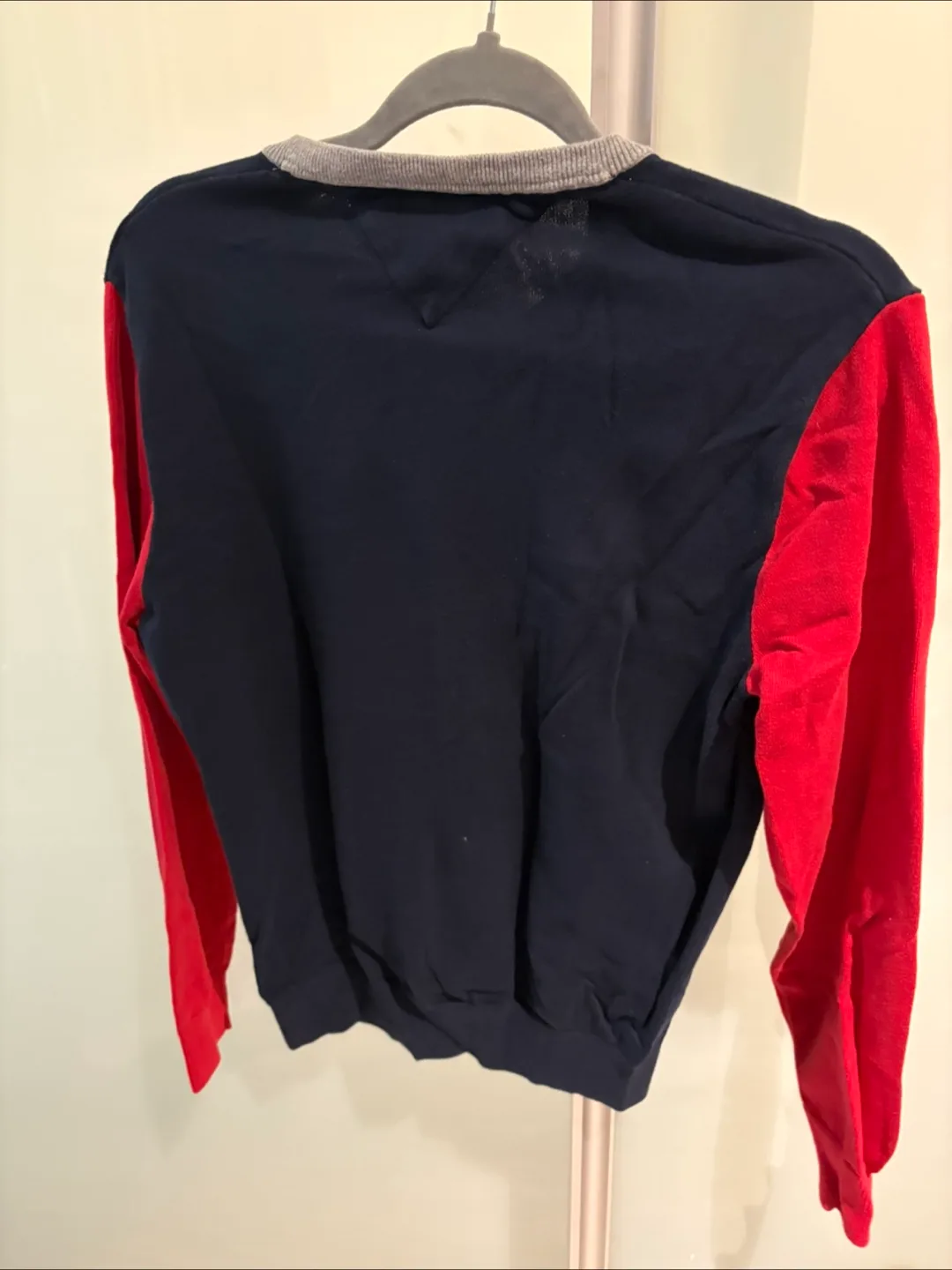 Tommy Hilfiger Navy & Red Sweater - Size S image indicator(2)