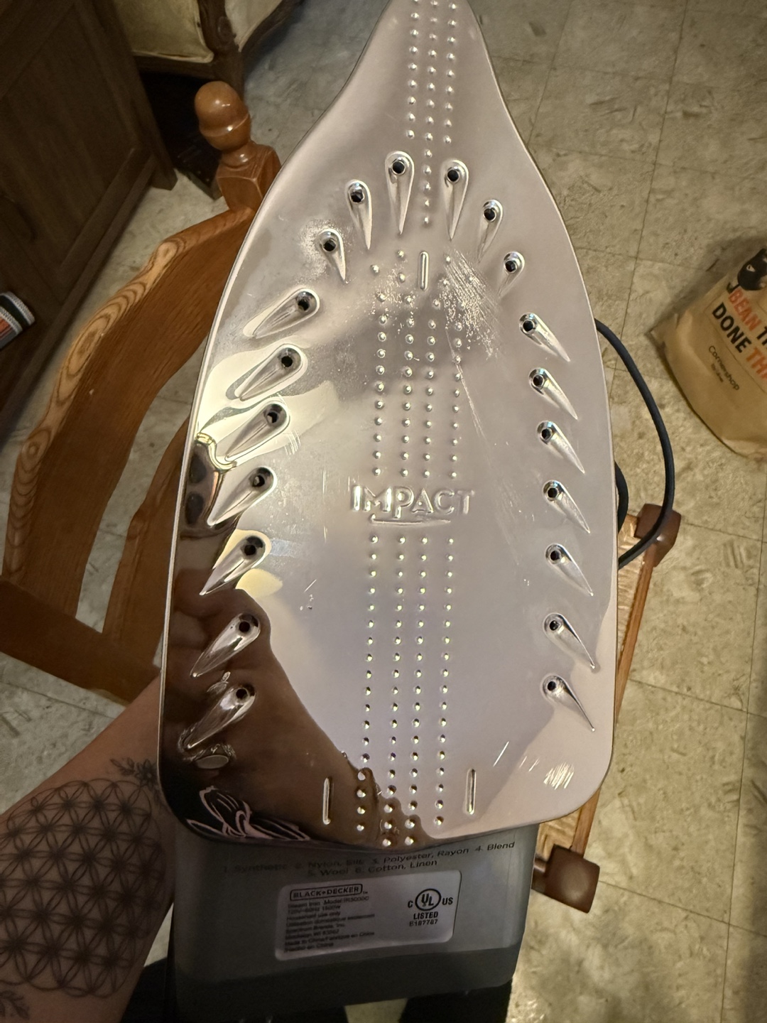 Black+Decker Impact Iron - photo 3