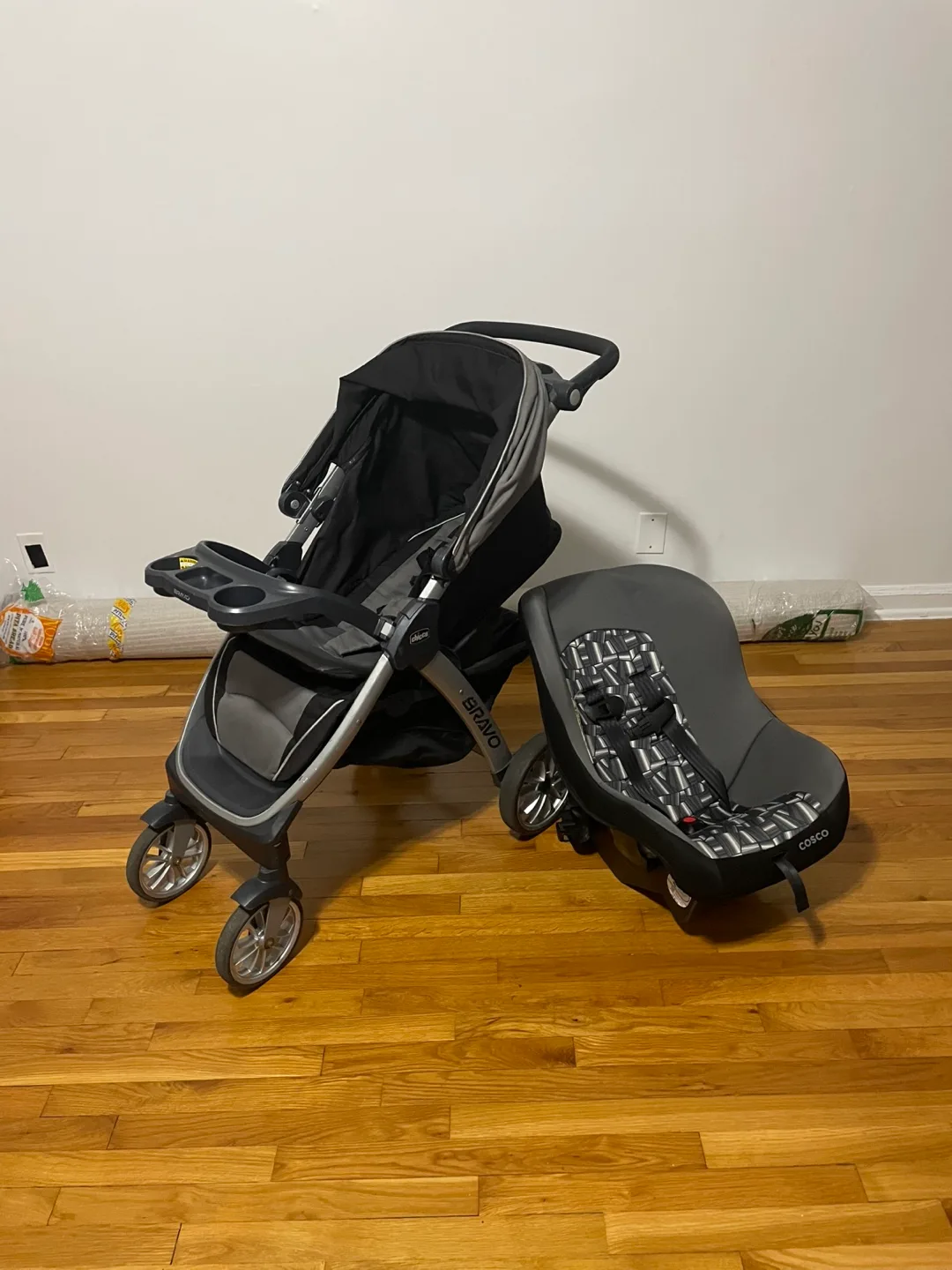 Chicco Bravo Stroller & Cosco Car Seat image indicator(5)