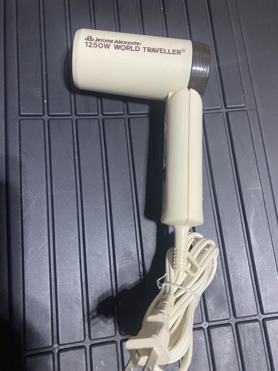 Jerome Alexander World Traveller Hair Dryer - photo 2