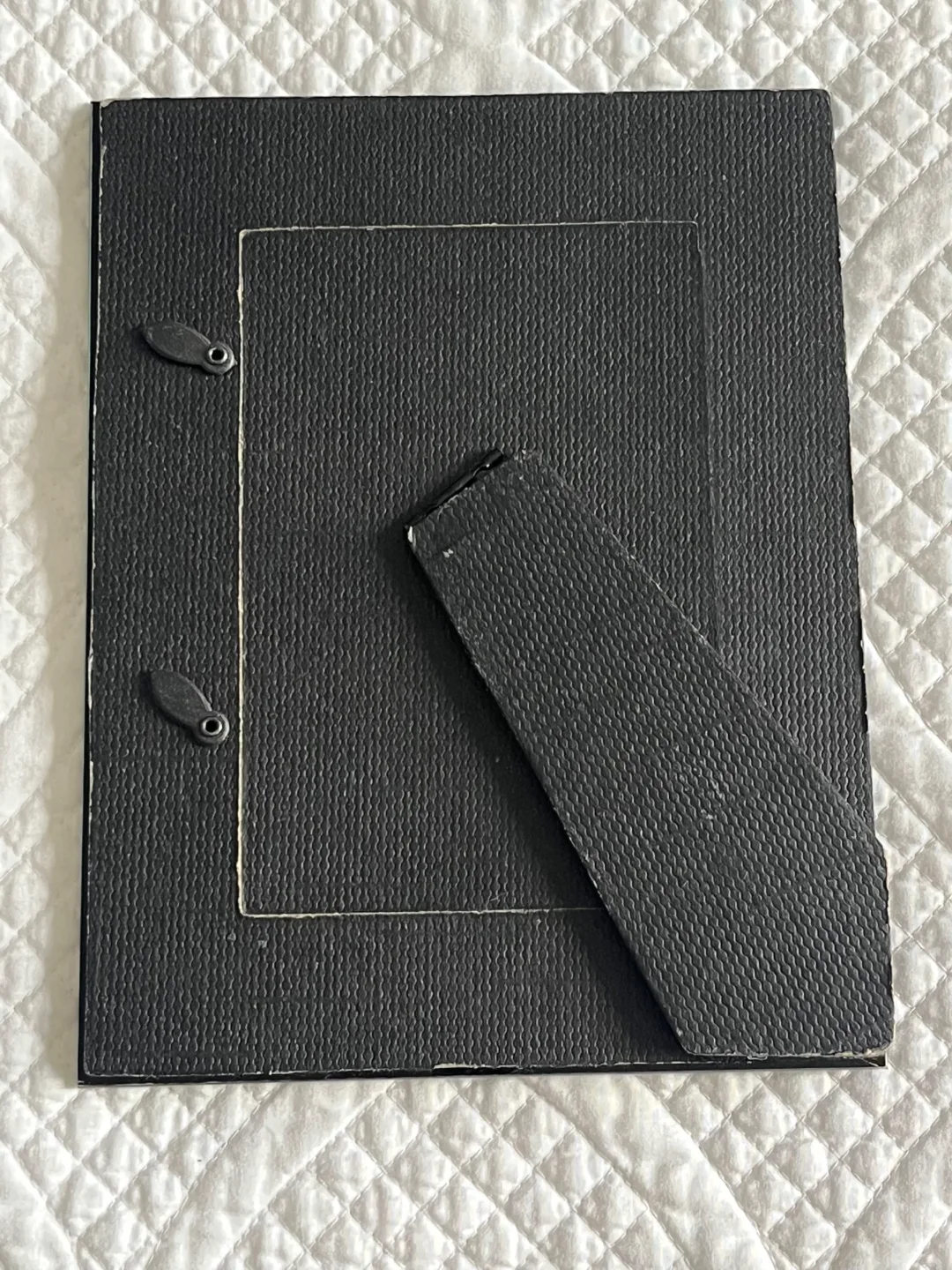 Black Confetti Picture Frame image indicator(3)