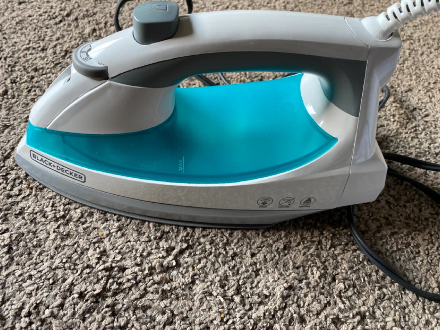 Black+Decker Easy Steam Iron