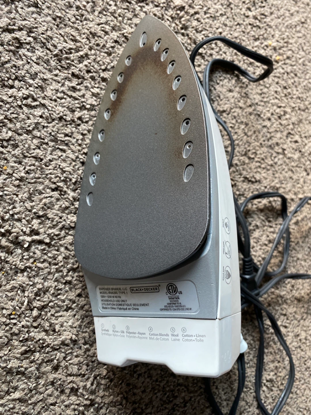 Black+Decker Easy Steam Iron - photo 2