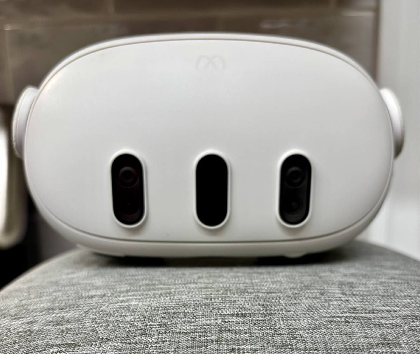 Meta Quest 3 VR Headset - Like New!