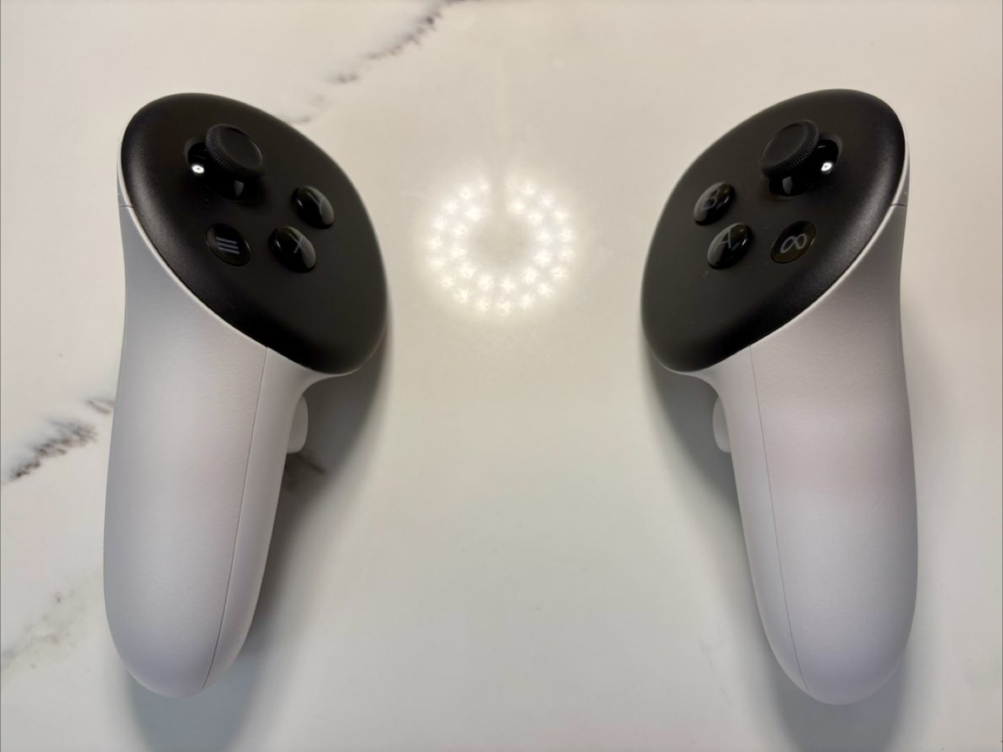 Meta Quest 3 VR Headset - Like New! - photo 4