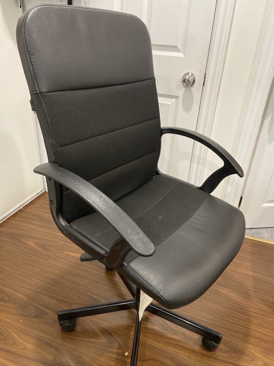 Black IKEA Office Chair - photo 2