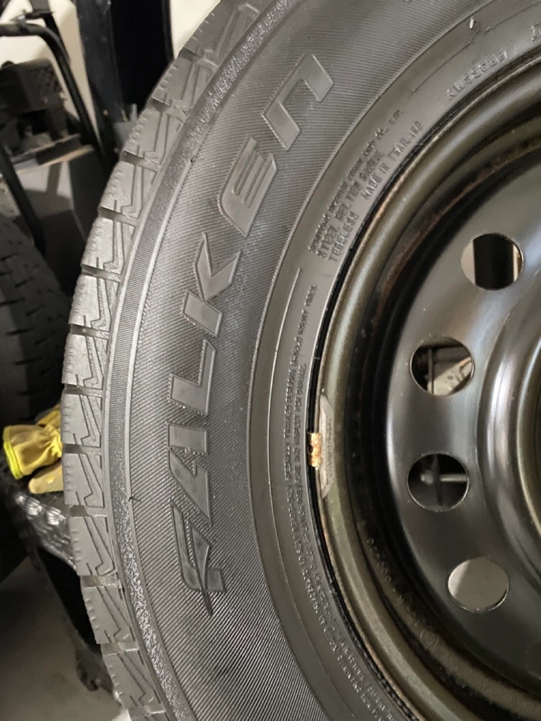 Falken Espia 215/70R16 Winter Tire - photo 3