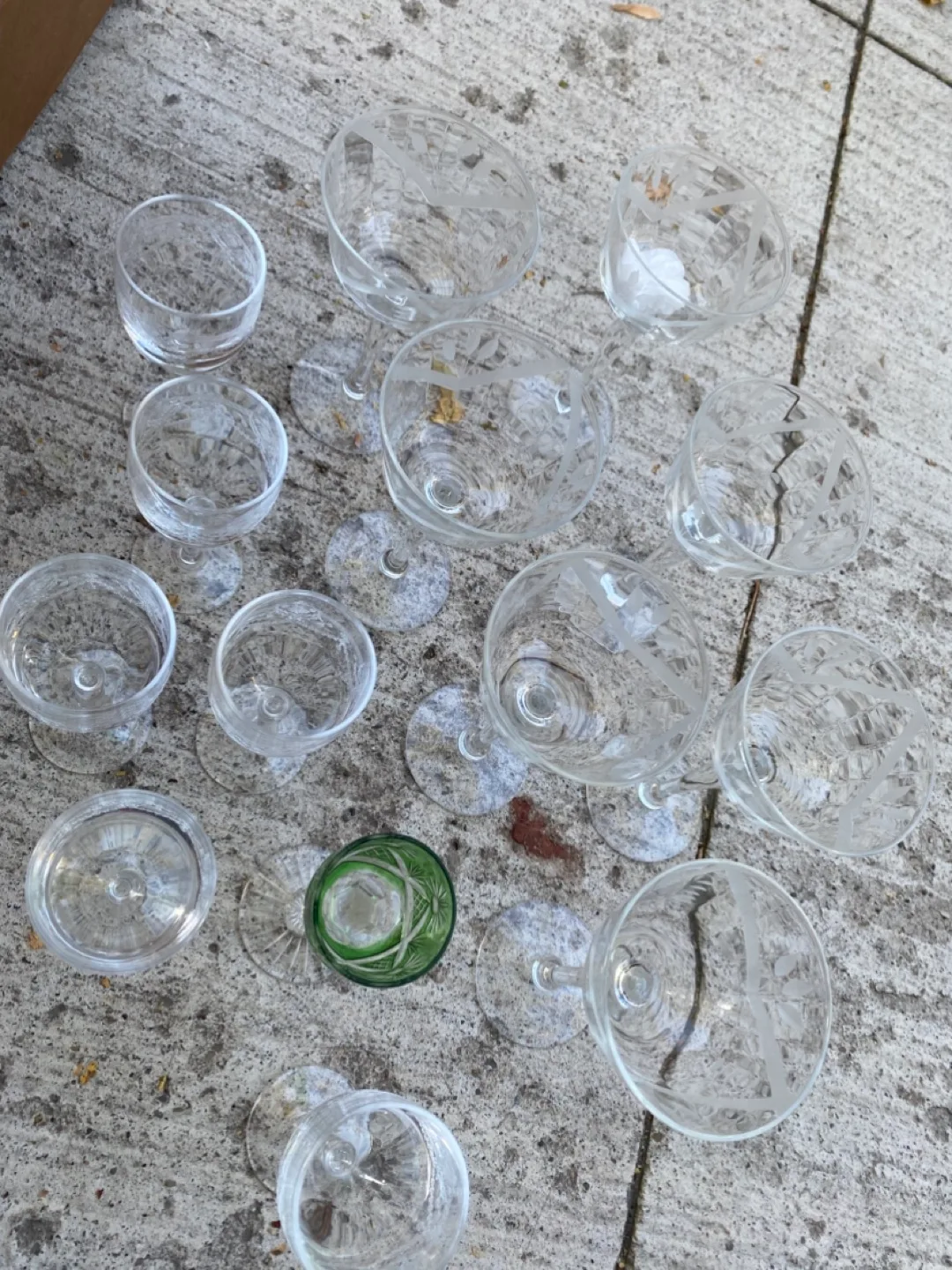 Vintage Etched Cocktail Glasses thumbnail