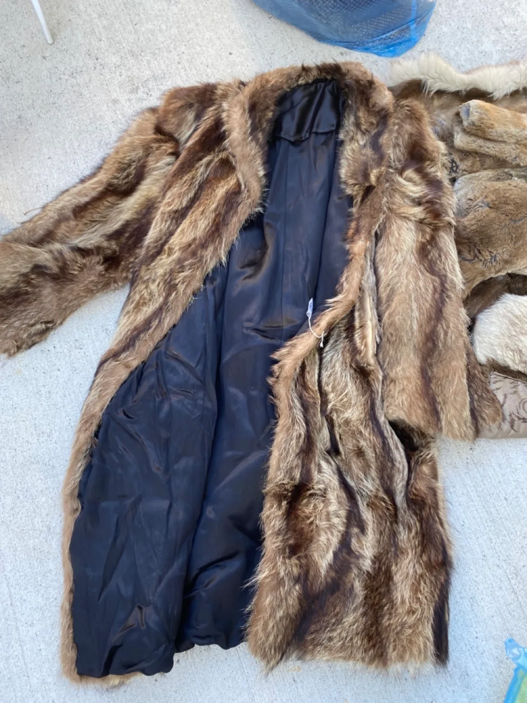 Vintage Fur Coat lot image indicator(4)