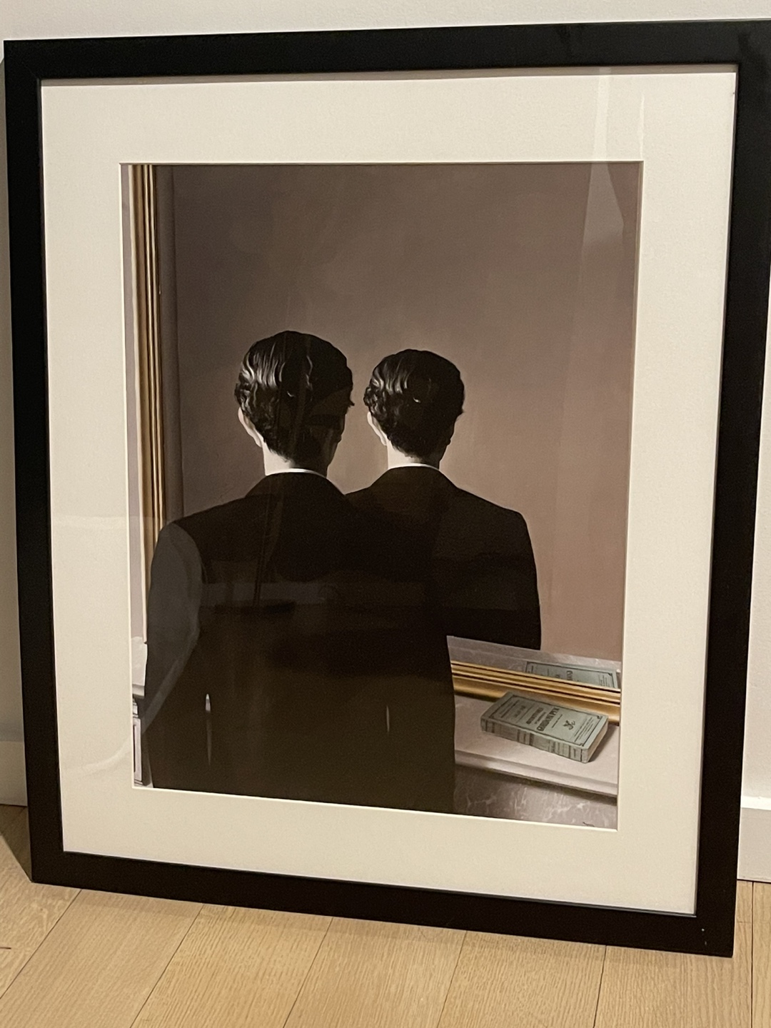 Framed Print - Rene Magritte "La reproduction interdite" - photo 2