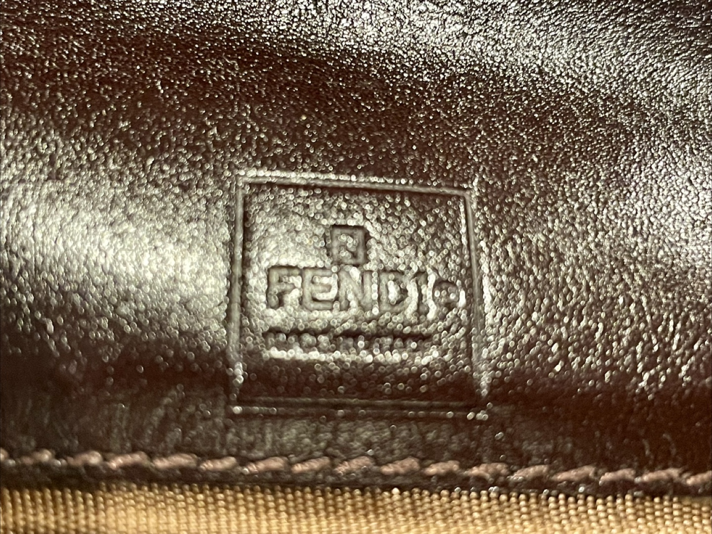 Fendi Zucca Brown Wallet in Excellent Condition - photo 3