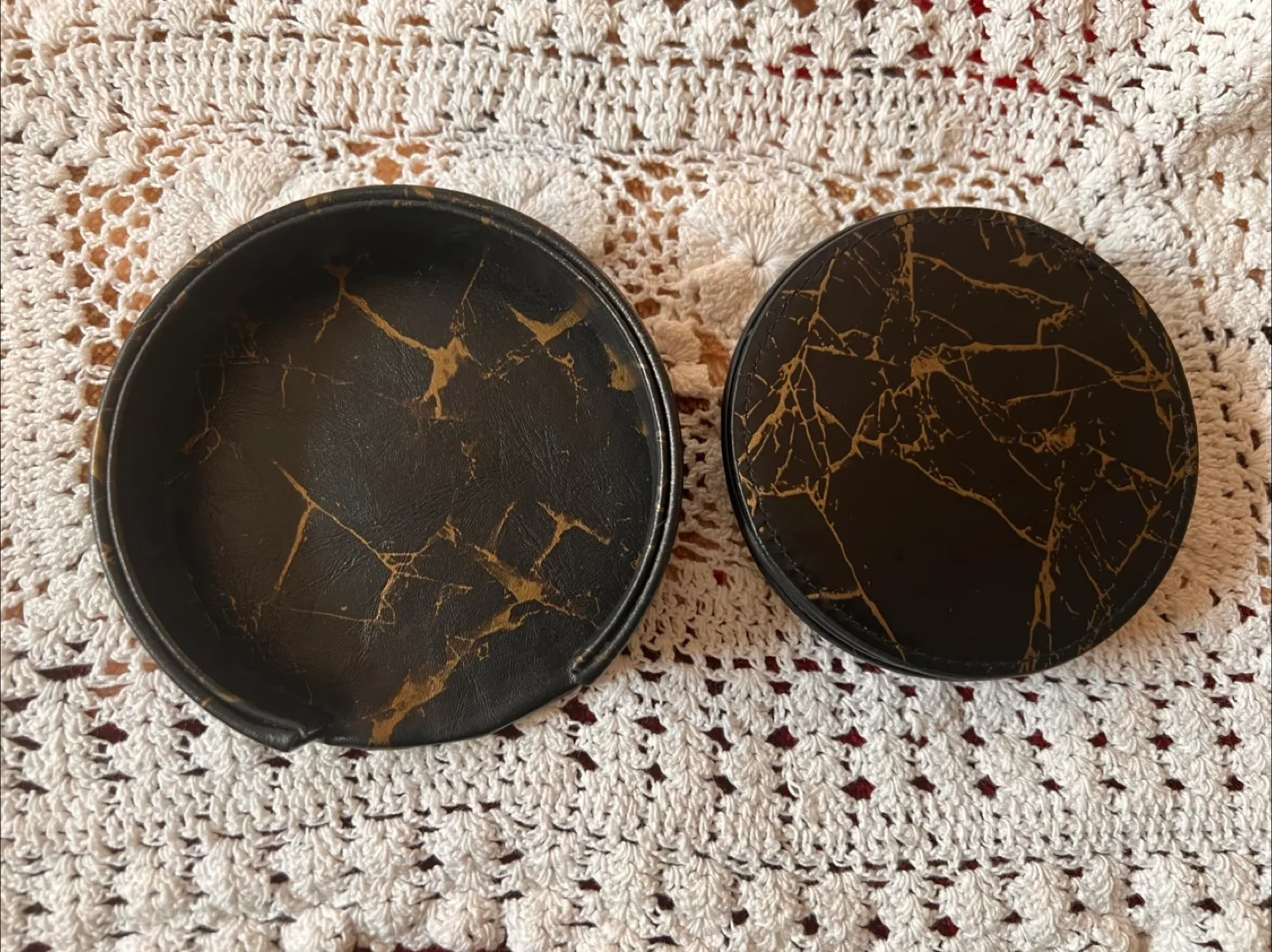 Leather Coasters image indicator(3)