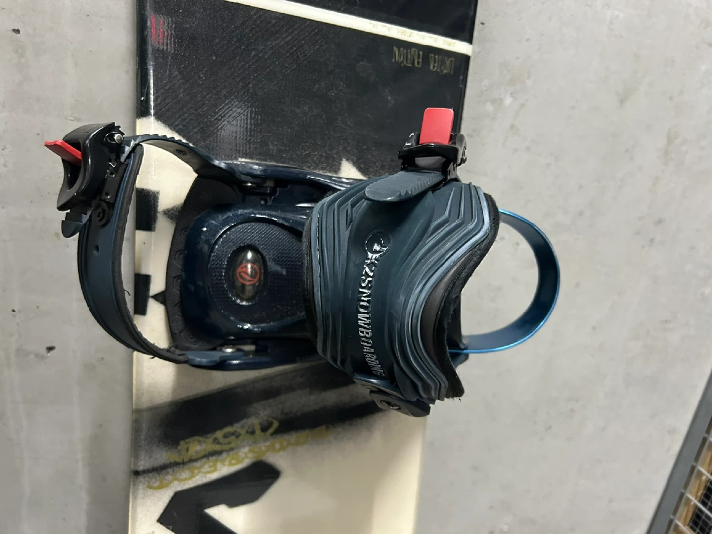 Salomon Snowboard with Bindings - photo 4