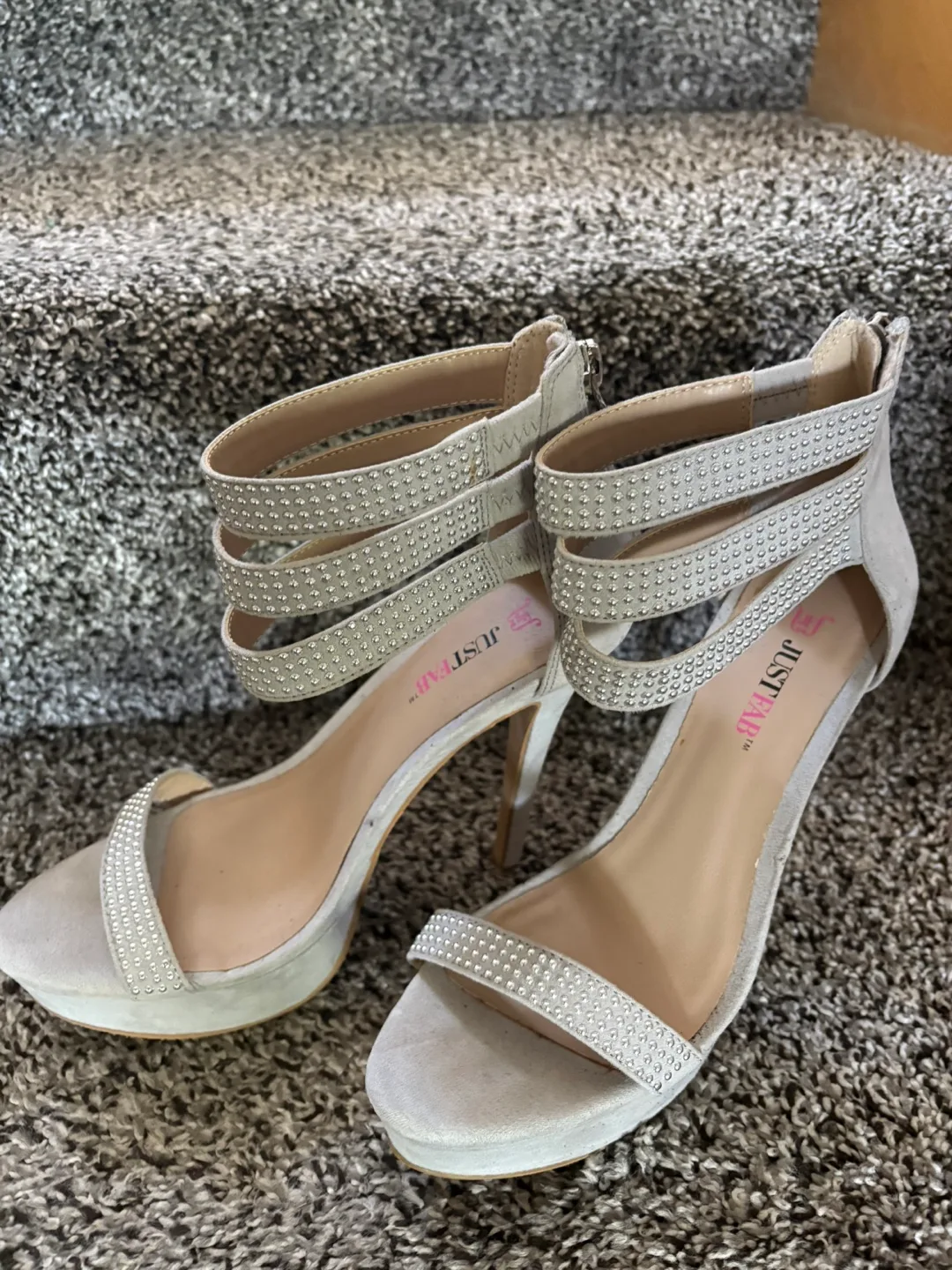 JustFab Silver Heels - Size 6.5 image indicator(3)