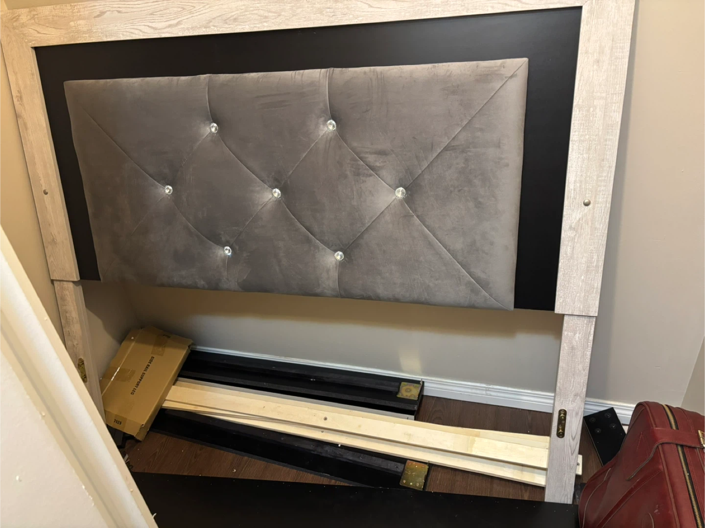 Queen Size Bed Frame with Headboard LEDS