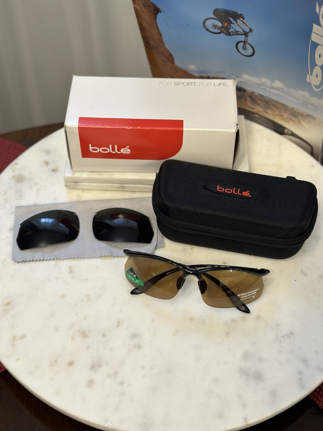 Bollé Sunglasses with Case + Extra Polarized Lenses (Never worn) - photo 2