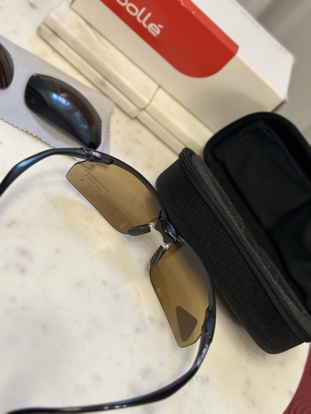 Bollé Sunglasses with Case + Extra Polarized Lenses (Never worn) - photo 5