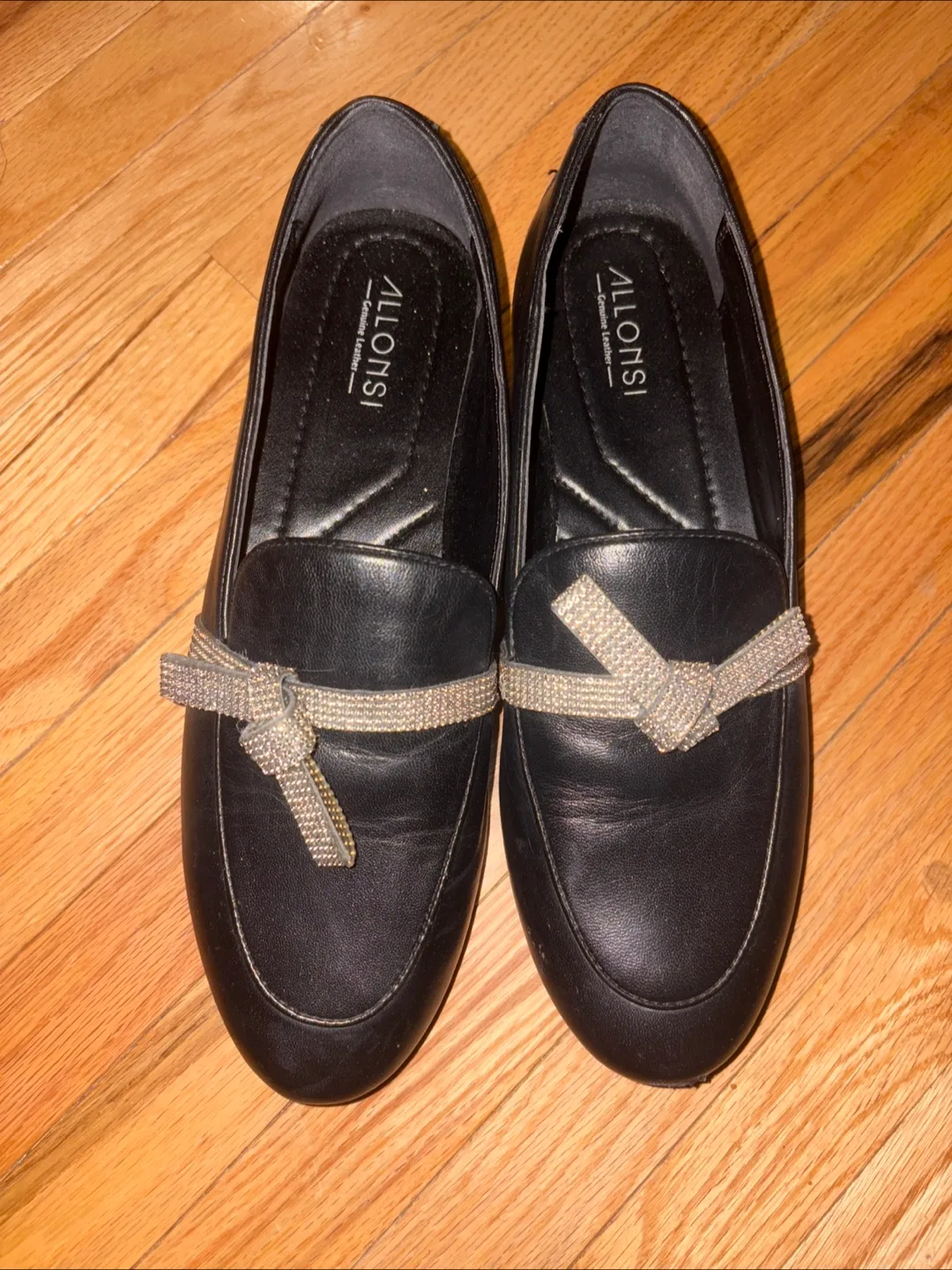 Allonsi Black Leather Loafers thumbnail