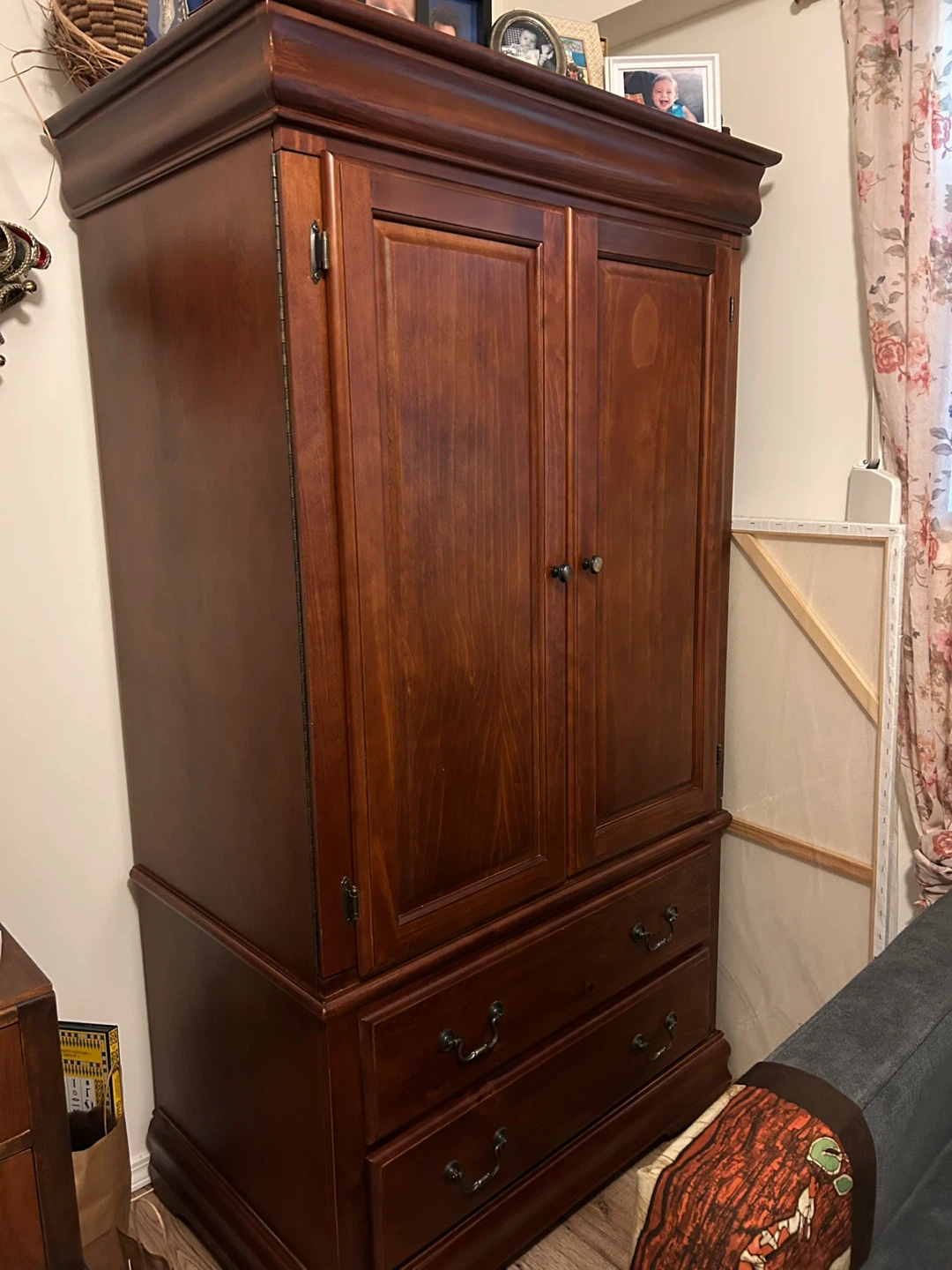 Tradewins Bedroom Set - Sleigh Bed, Dresser, Armoire - photo 5