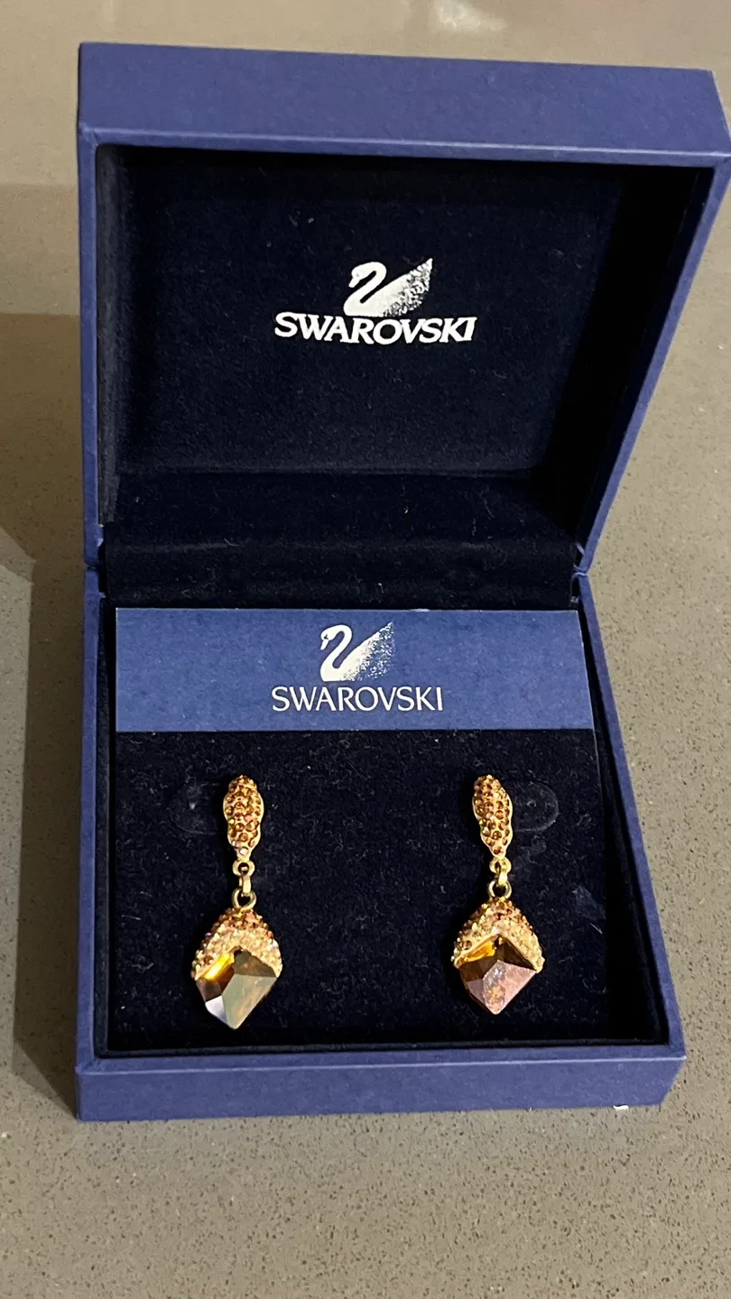 Swarovski Earrings with Box thumbnail