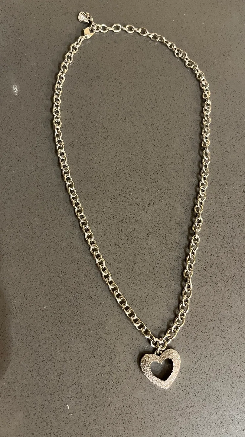 Swarovski Silver Heart Necklace with Box image indicator(2)