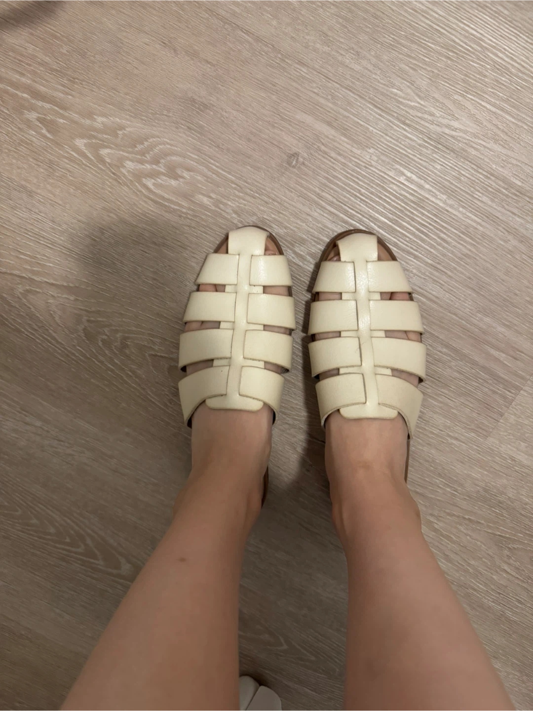 (New) oldnavy fisherman slippers (size6)