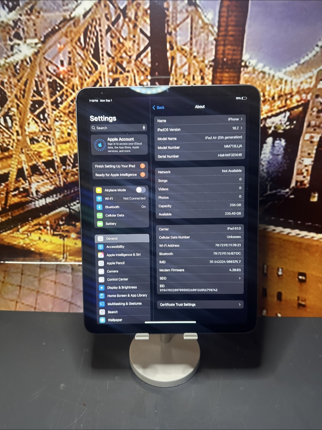 iPad Air 5th Gen M1 Bundle