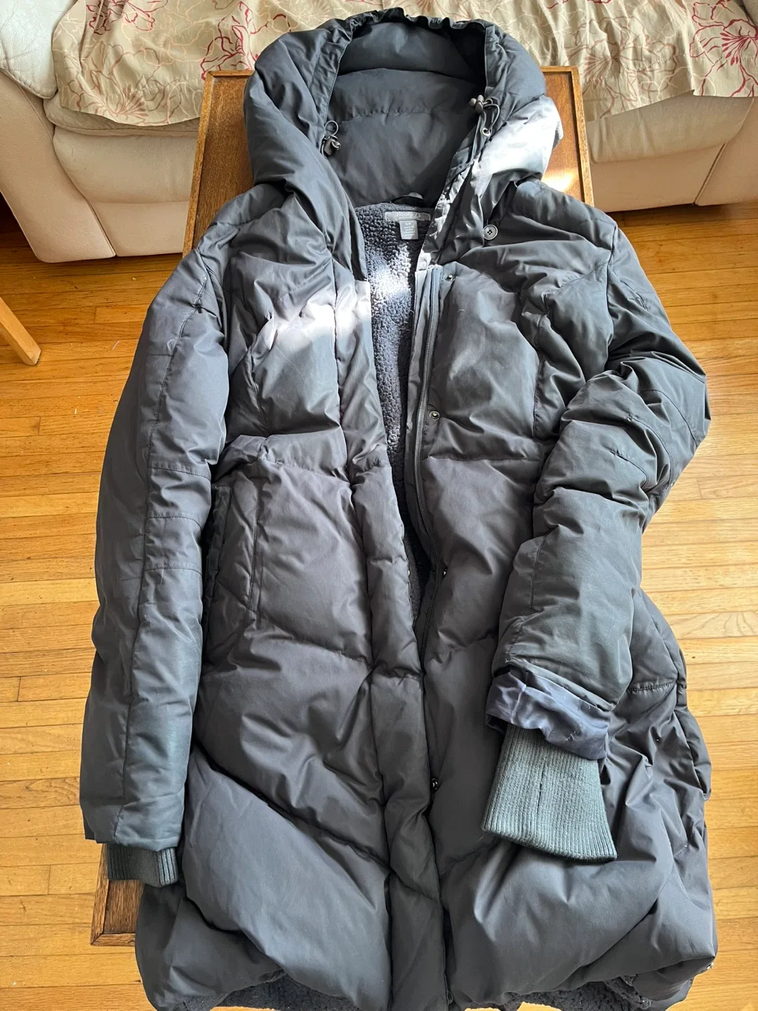Roots73 Grey Duck Down Filled Puffer Coat - Size S/P image indicator(9)