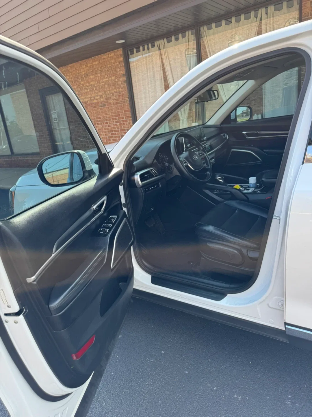 2020 Kia Telluride · LX Sport Utility 4D image indicator(5)