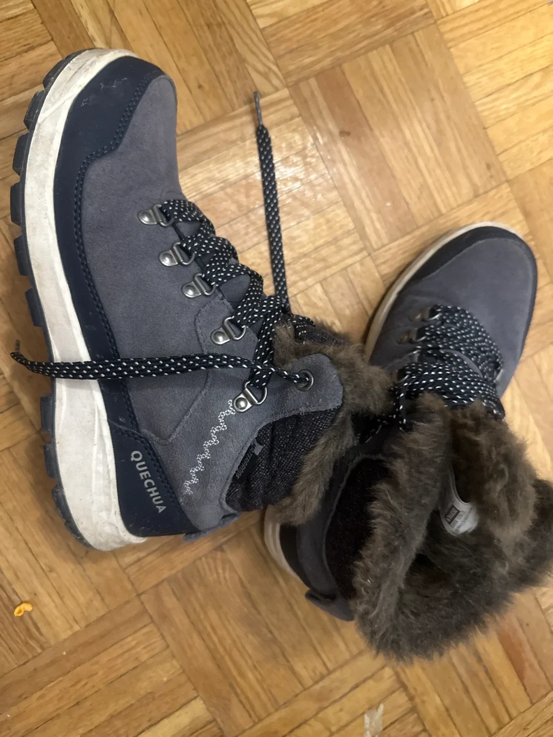 Quechua SH500 X-Warm Mid Women's Boots - Size 6.5 thumbnail