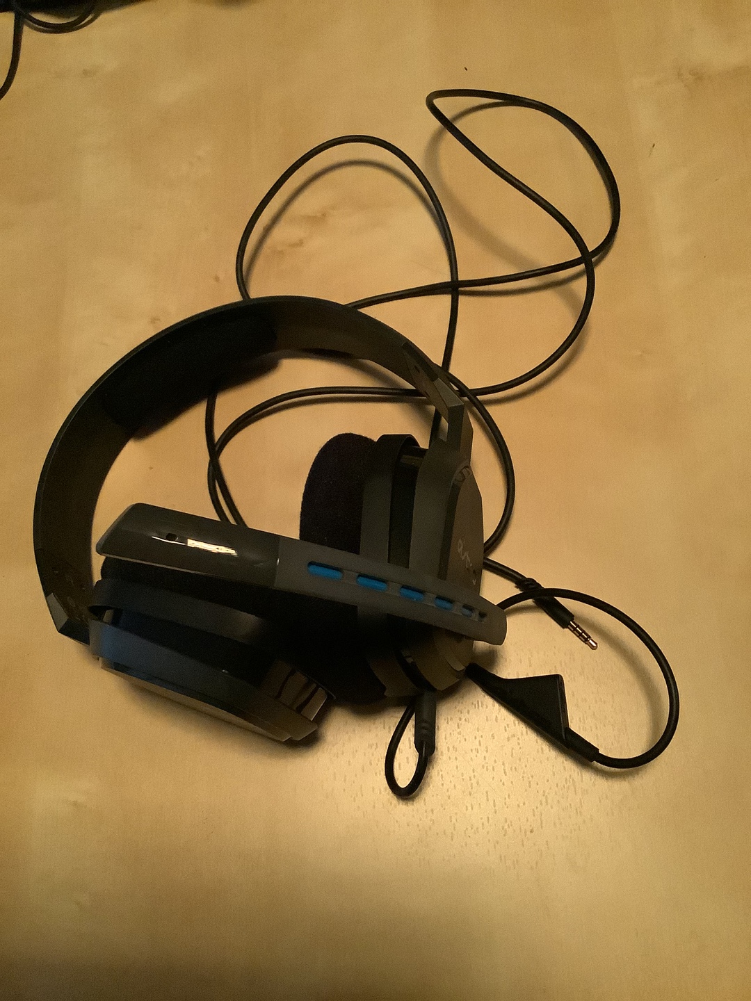 Logitech Astro A10 Wired Gaming Headset - photo 3