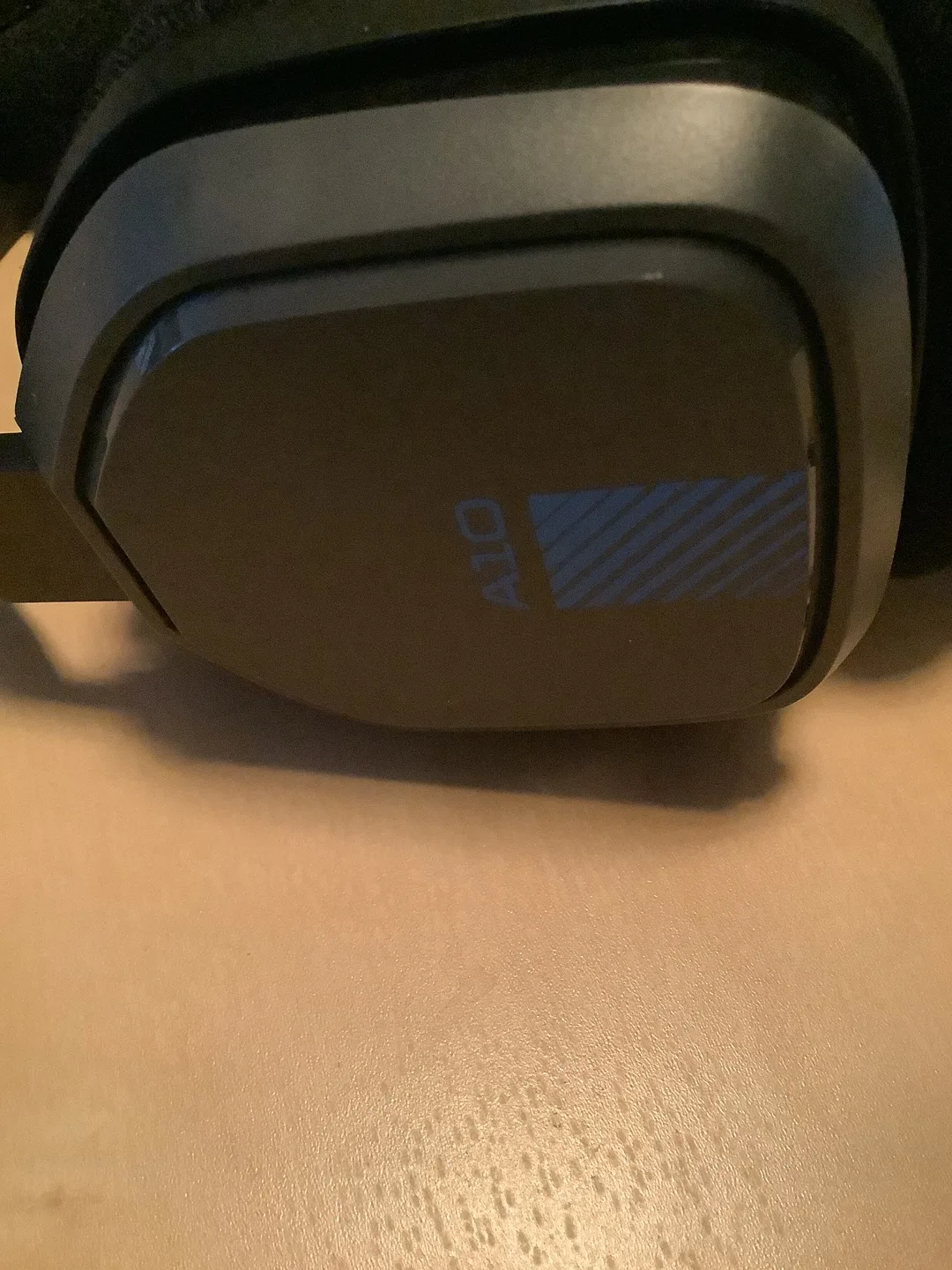 Logitech Astro A10 Wired Gaming Headset image indicator(2)