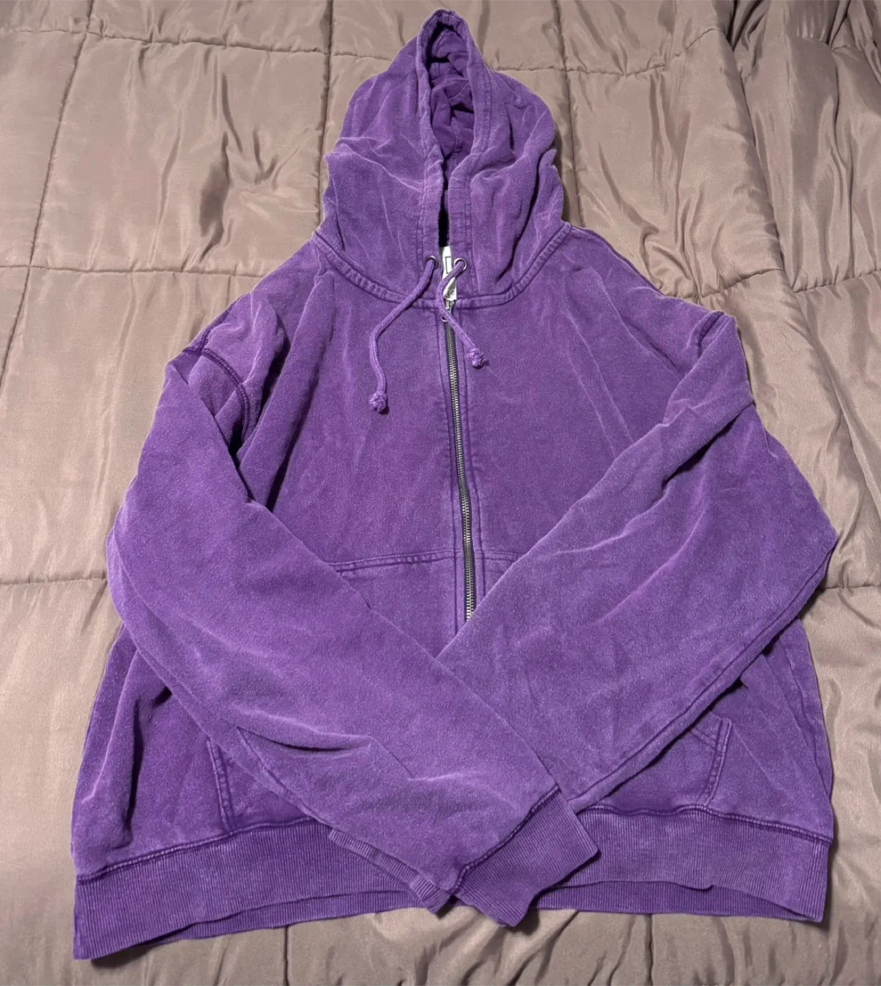 Urban Outfitters Purple Zip Up Jacket Hoodie Size L thumbnail