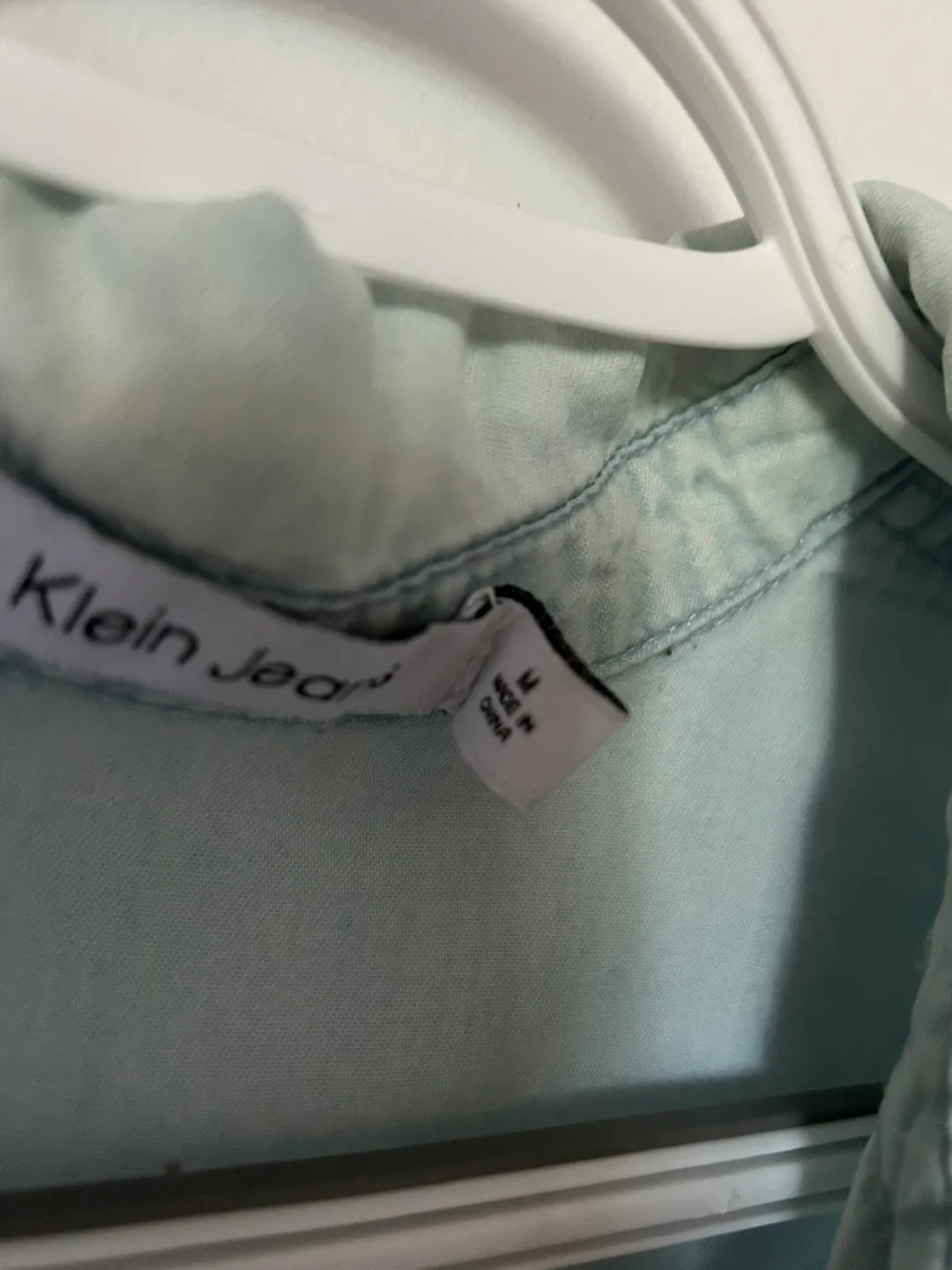 Calvin Klein Jeans Button-Up Shirt - Size M image indicator(3)