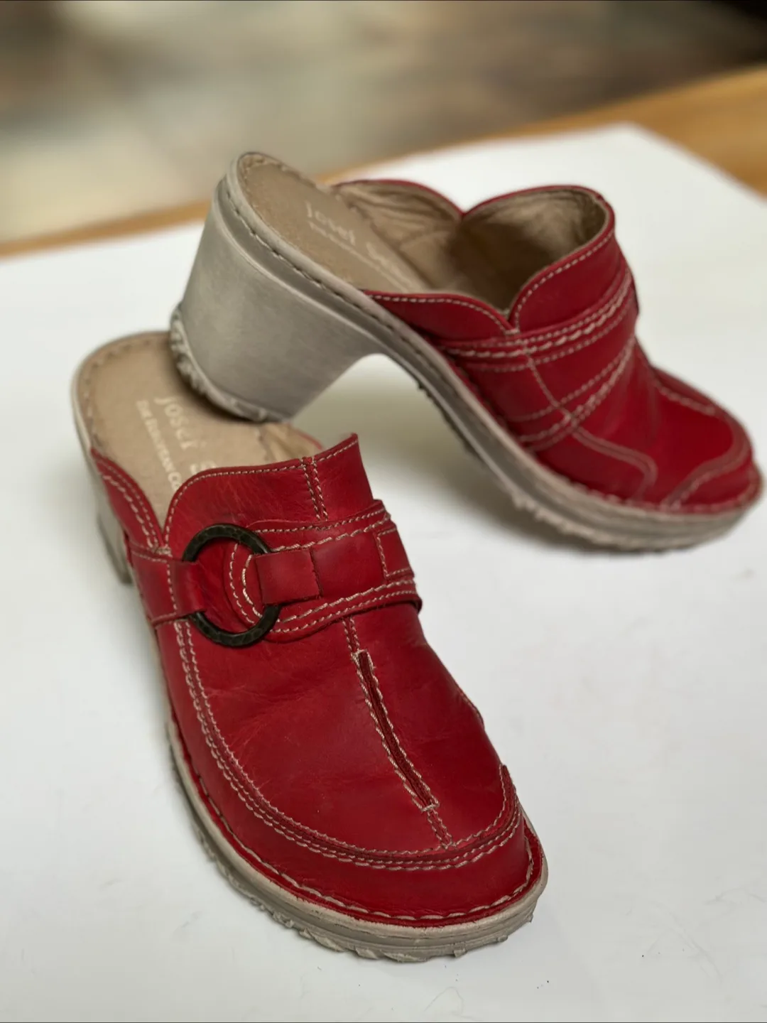 Josef Seibel Red Leather Clogs size EU 38/ US 7 image indicator(2)