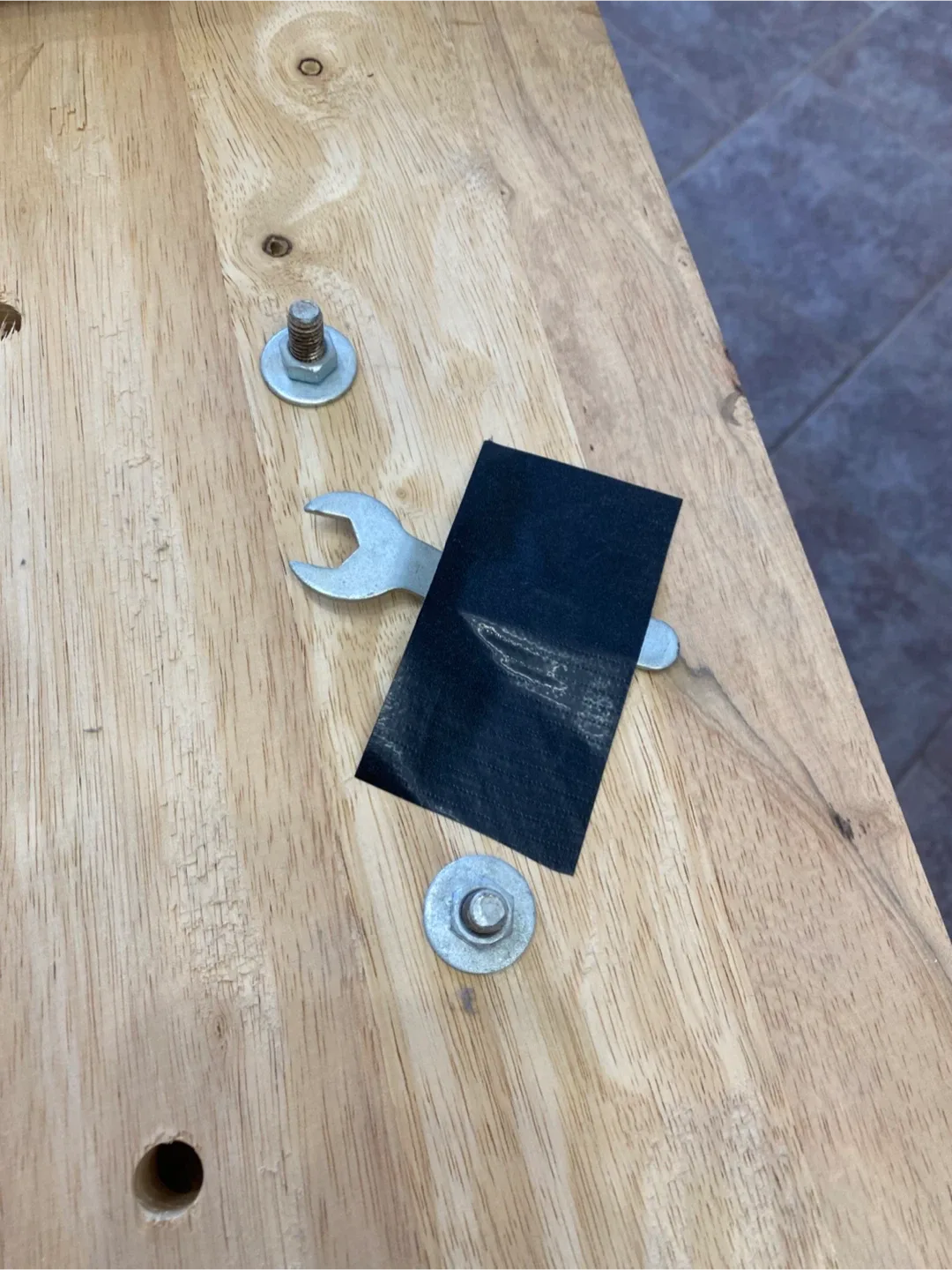 Solid wood dining table and 6 chairs image indicator(8)