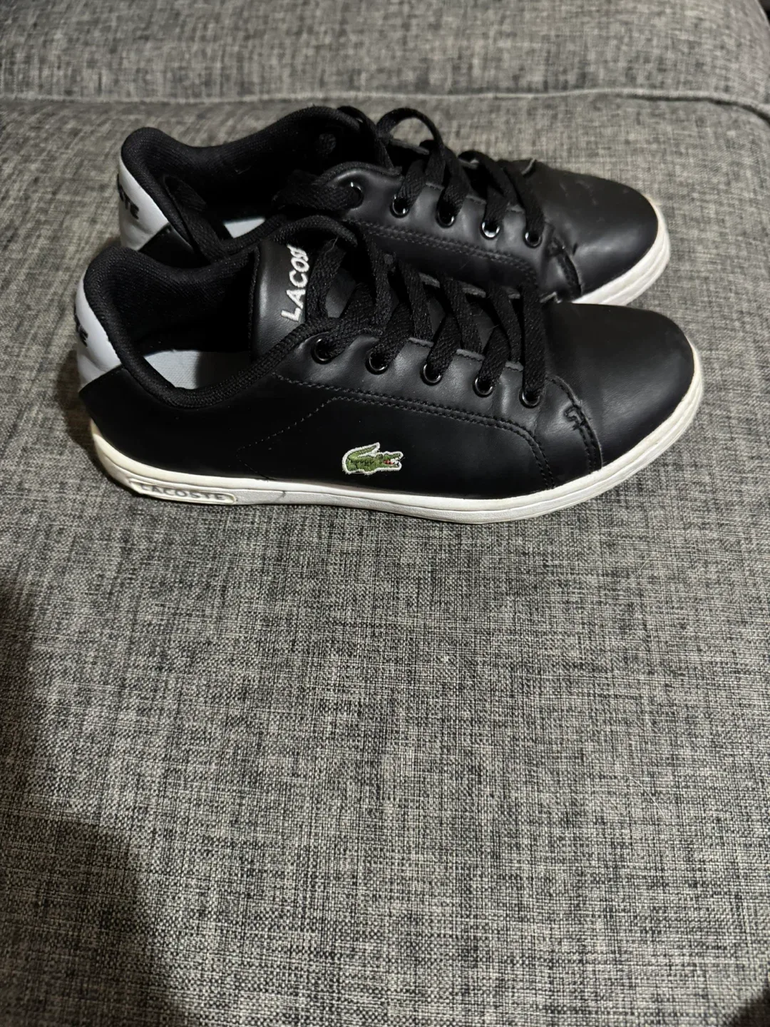 Lacoste Black Leather Sneakers image indicator(3)