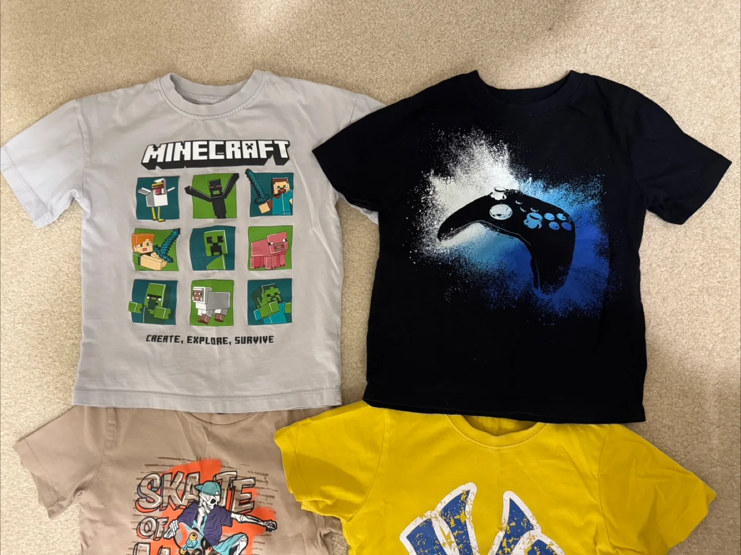 Boys T-Shirts, size 4-6 - Minecraft, Tommy Hilfiger, Fila & More image indicator(2)