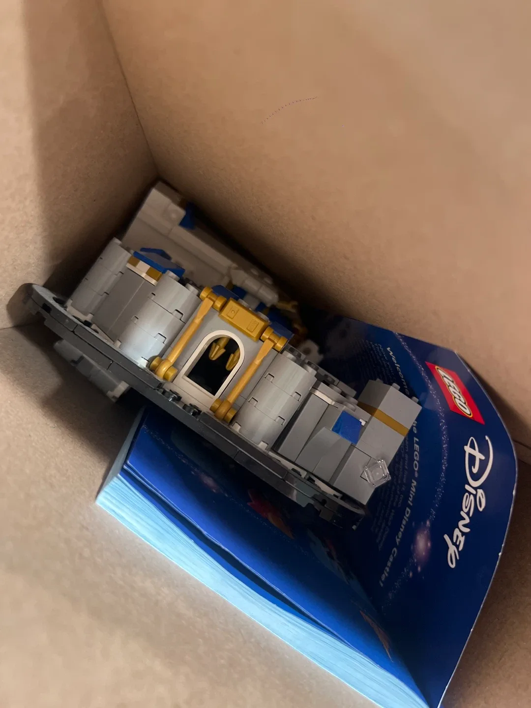 LEGO Disney Mini Castle image indicator(2)