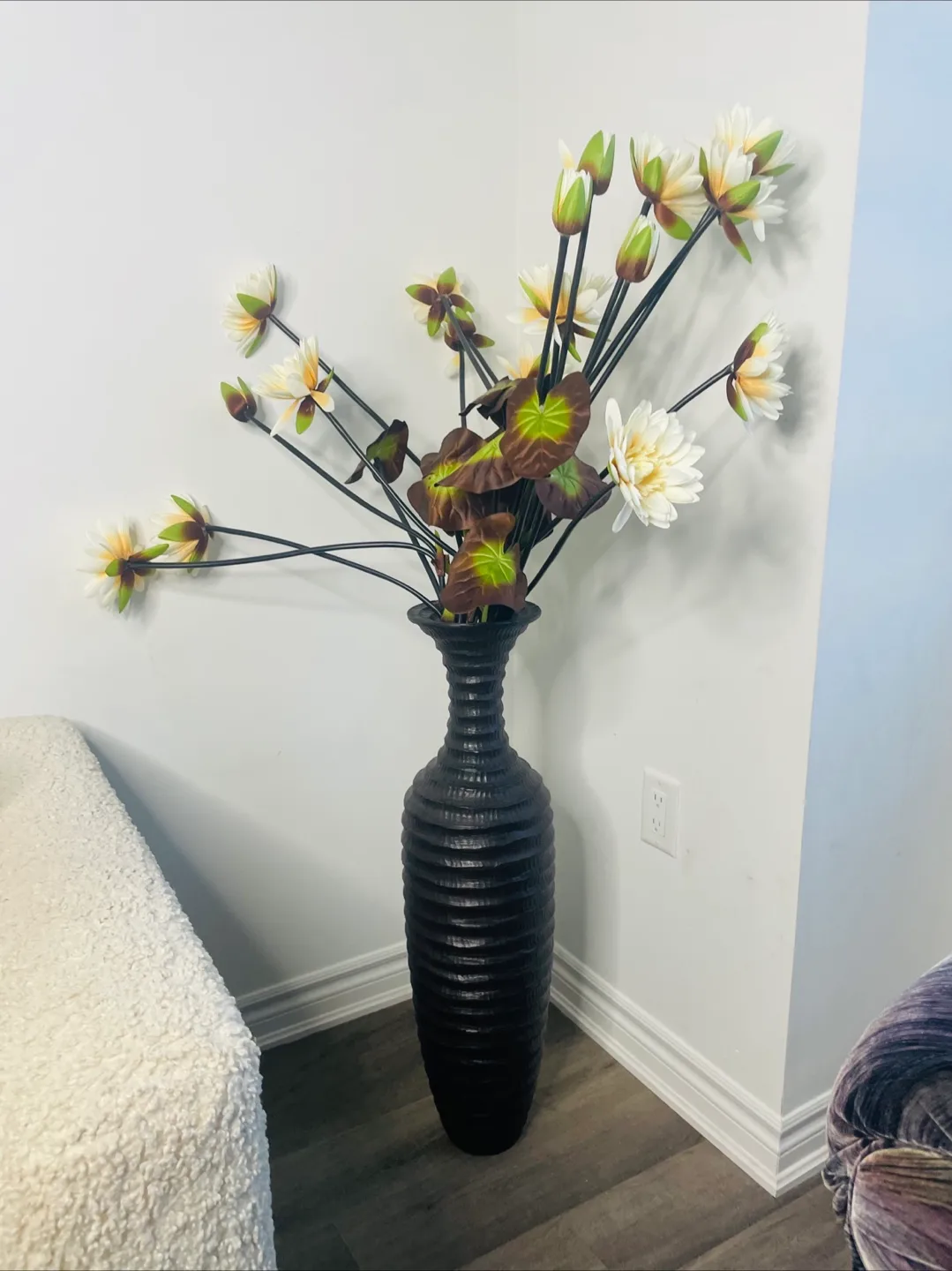 Brown Decorative Vase with Flowers thumbnail
