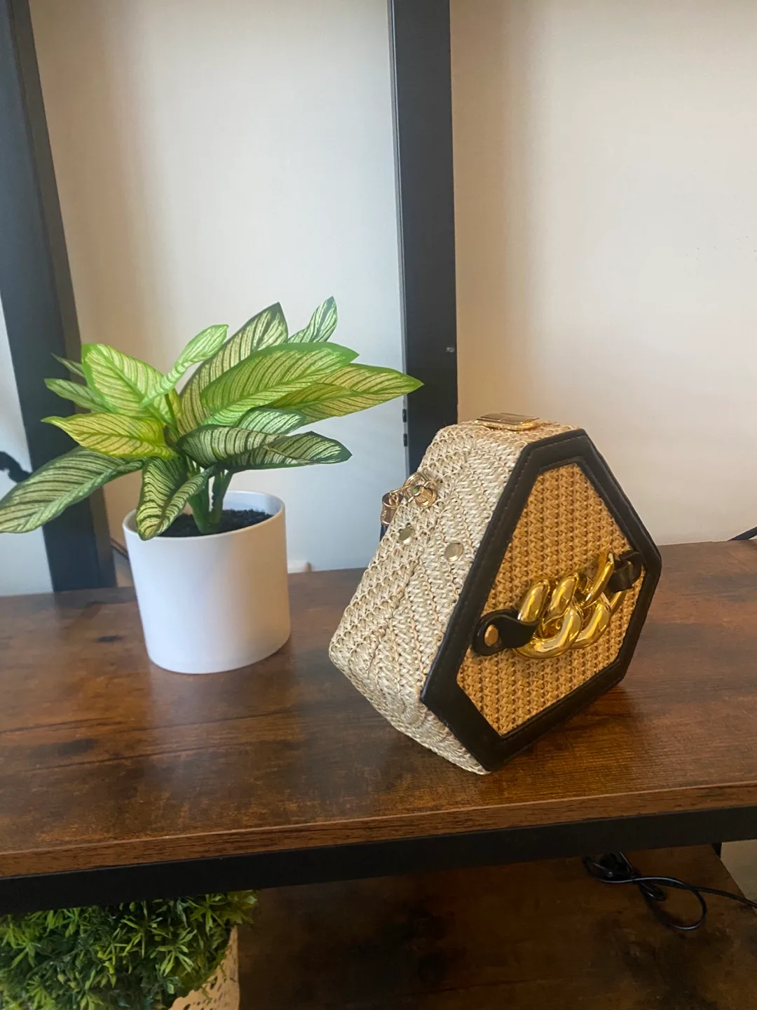 Woven Hexagon Purse with Gold Chain Detail image indicator(2)