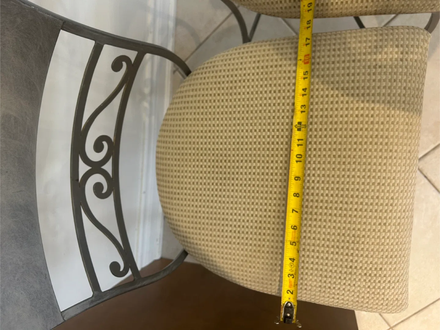 Set of 6 Iron Metal Frame Kitchen Chairs image indicator(5)