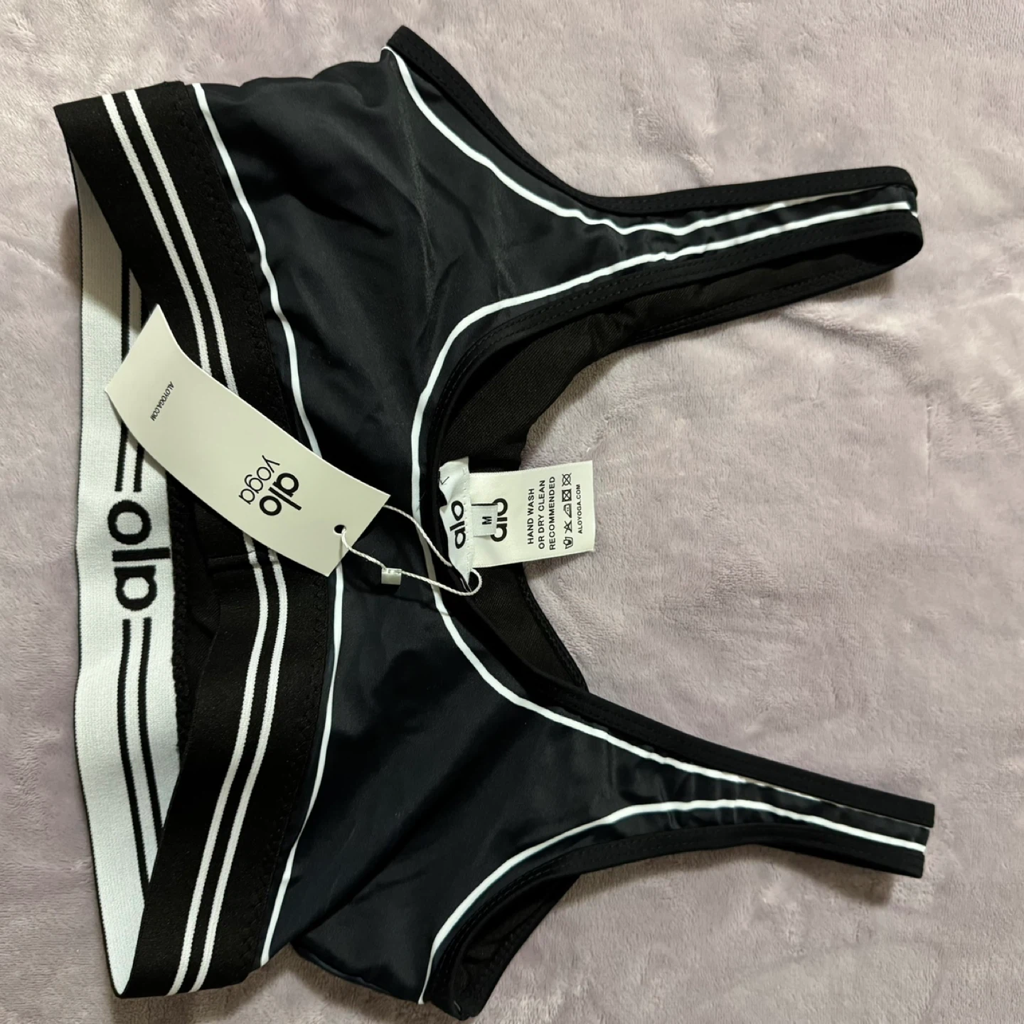 ALO Yoga Set - photo 4