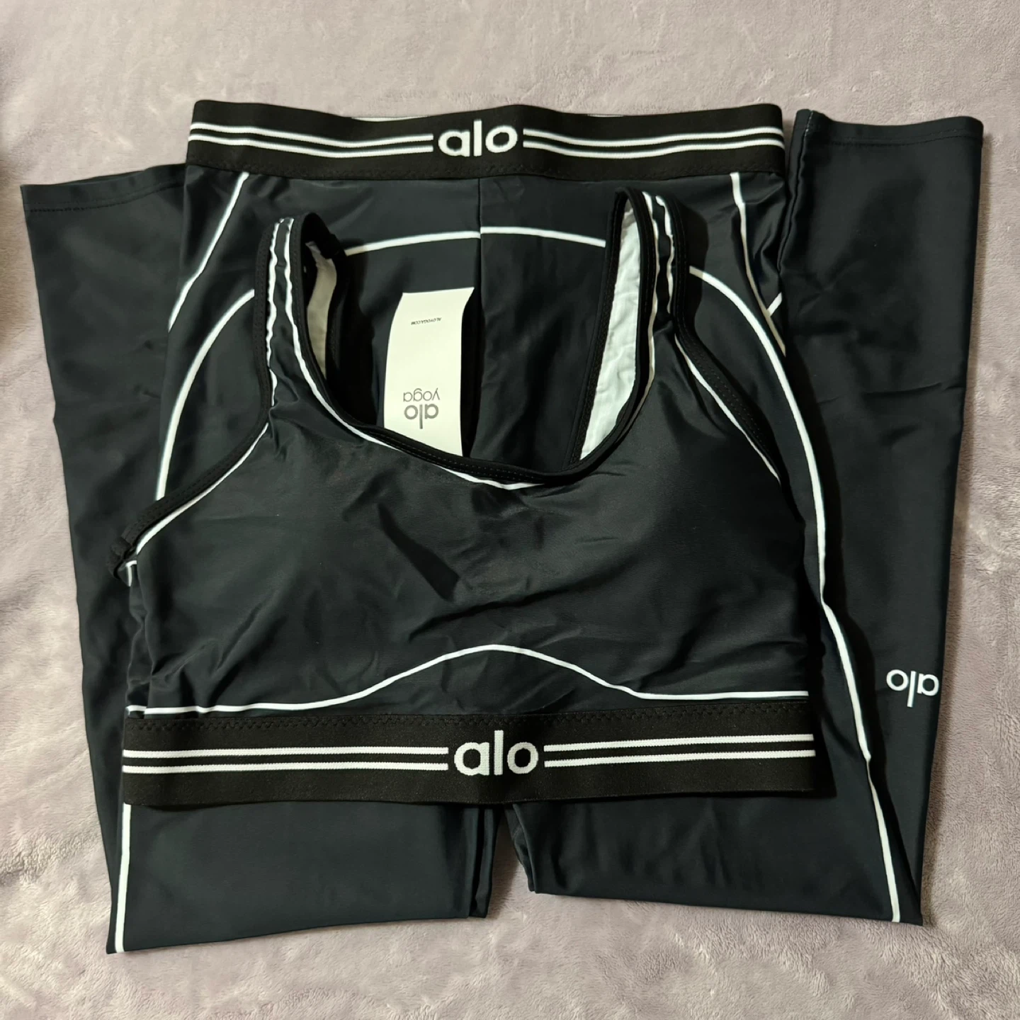 ALO Yoga Set