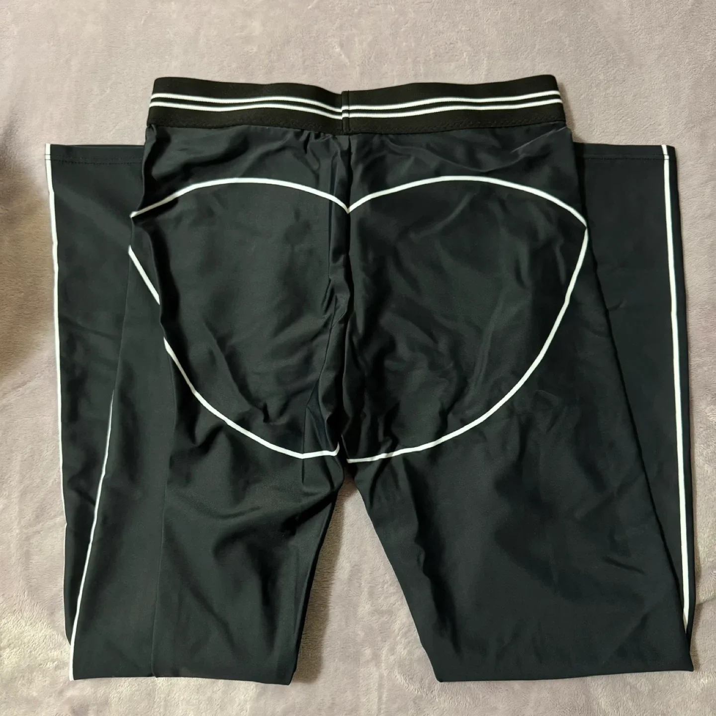 ALO Yoga Set image indicator(7)